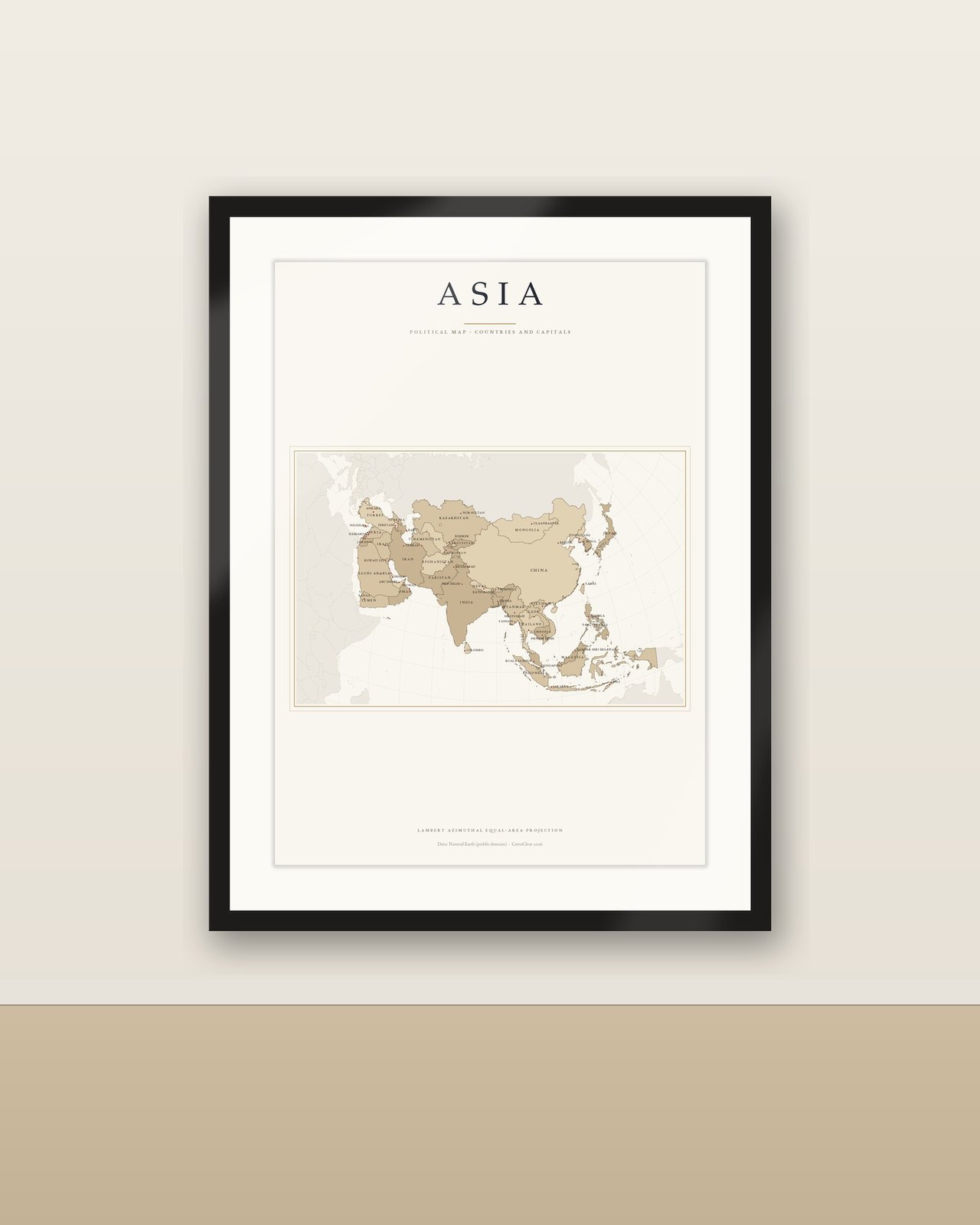 Asien Karte Poster hell, Länder und Hauptstädte beschriftet, politische Karte, flächentreu