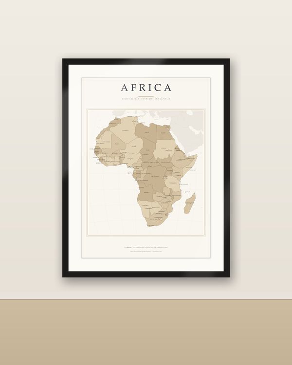 Afrika Karte Poster hell, Länder und Hauptstädte beschriftet, politische Karte